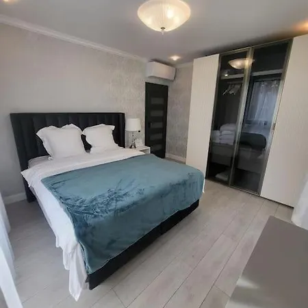 Katty's Place - Azur Premium Varna