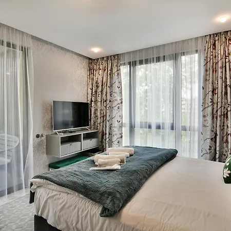 Katty's Place - Azur Premium Apartment